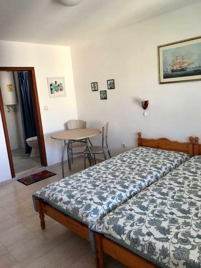 Студиа Мансарда Ненови Pomorie Luaran gambar